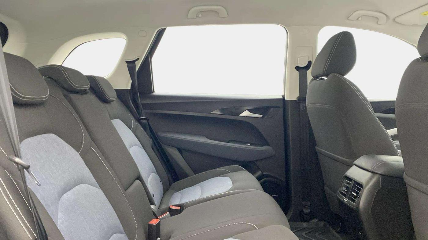 2021 MG HECTOR SUPER 1.5 PETROL, Petrol, Manual, 19,106 km, Right Side Rear Door Cabin