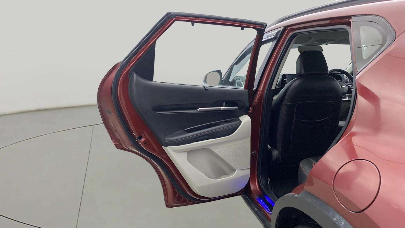 2021 KIA SONET HTX 1.5, Diesel, Manual, 30,279 km, LHS Rear Door