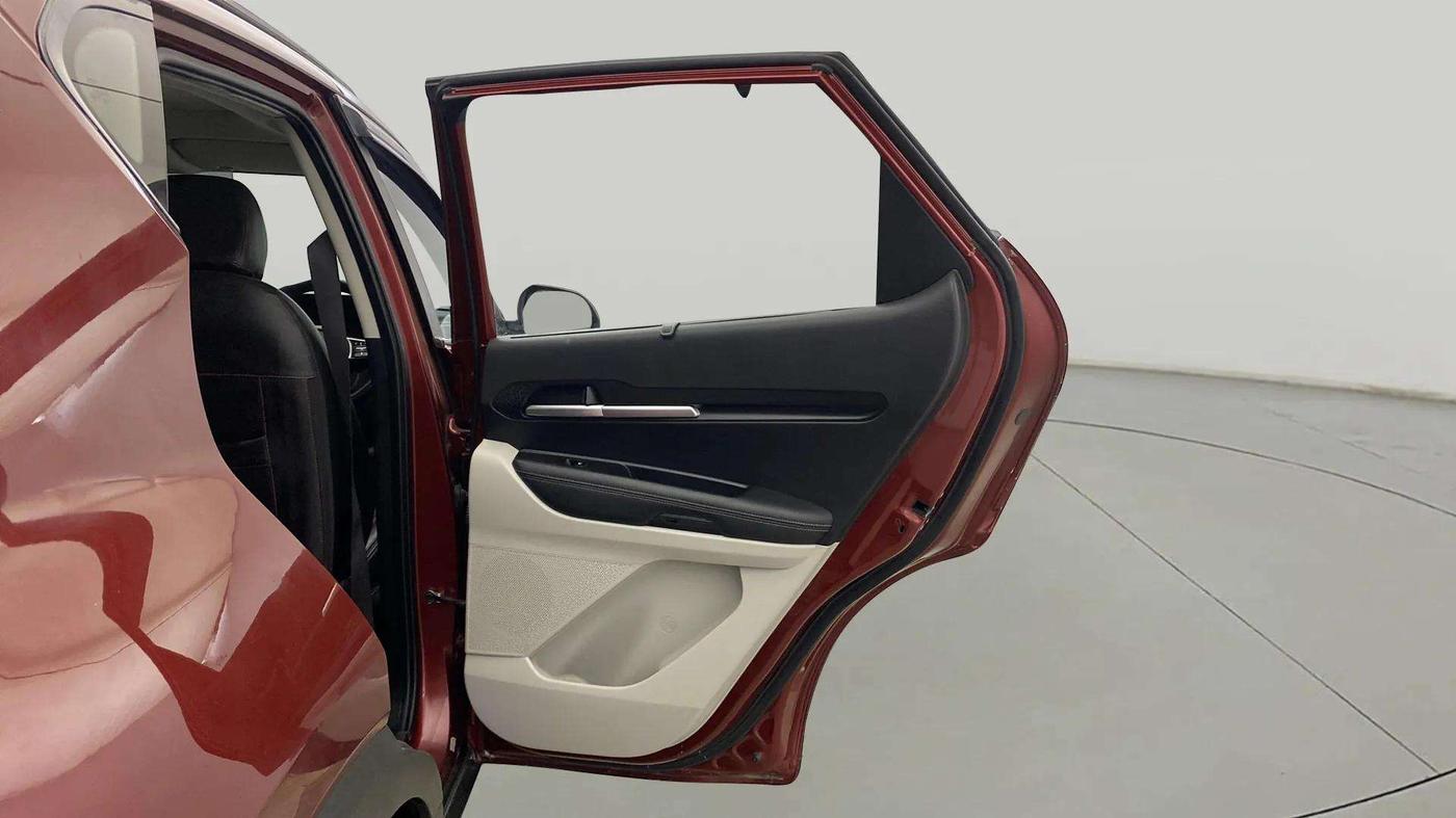 2021 KIA SONET HTX 1.5, Diesel, Manual, 30,279 km, RHS Rear Door