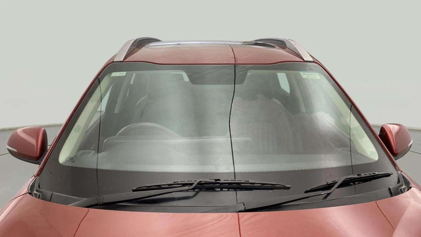 2021 KIA SONET HTX 1.5, Diesel, Manual, 30,279 km, Front Windshield