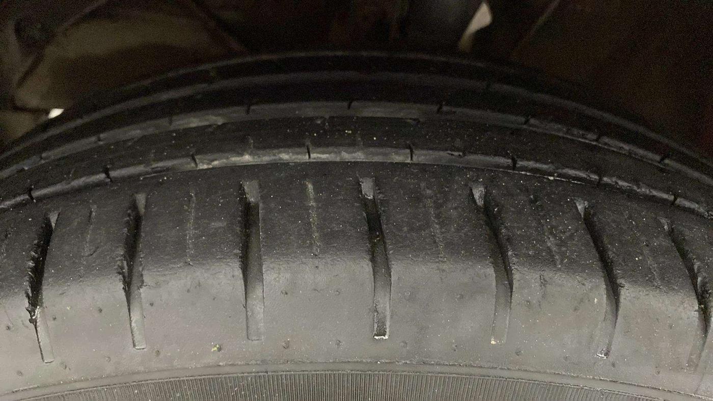 2018 Maruti Baleno ZETA PETROL 1.2, Petrol, Manual, 62,295 km, Left Front Tyre Tread
