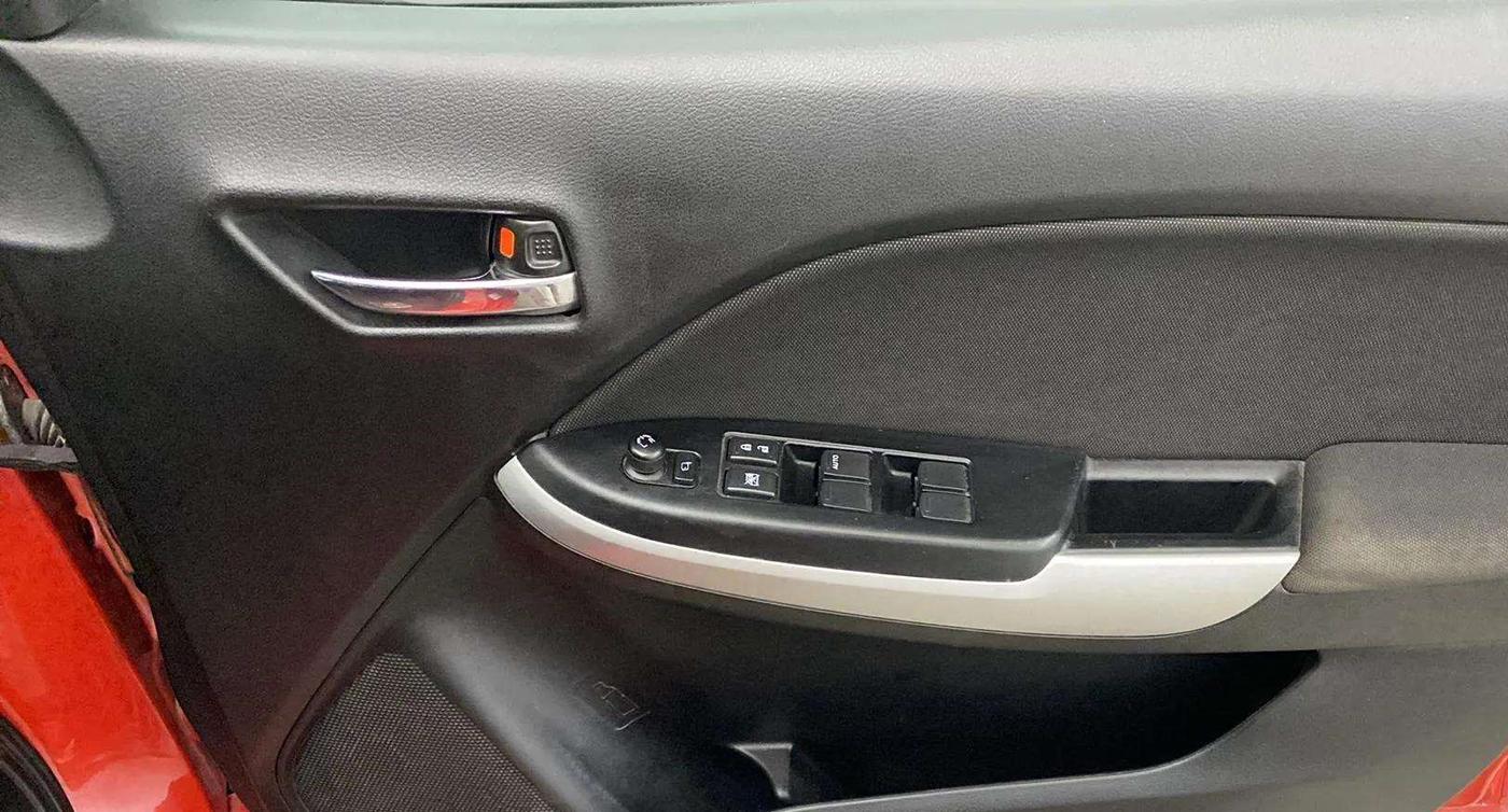 2018 Maruti Baleno ZETA PETROL 1.2, Petrol, Manual, 62,295 km, Driver Side Door Panels Control