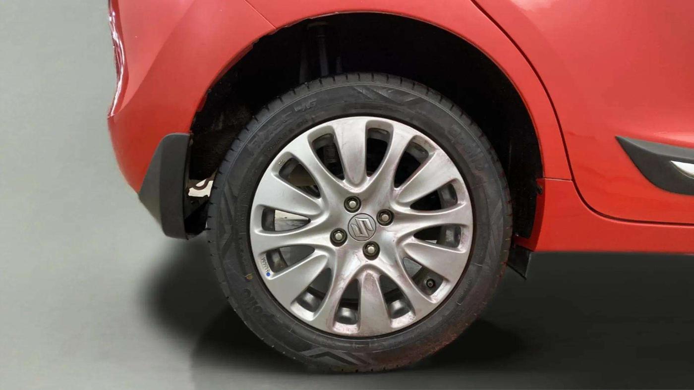 2018 Maruti Baleno ZETA PETROL 1.2, Petrol, Manual, 62,295 km, Right Rear Wheel