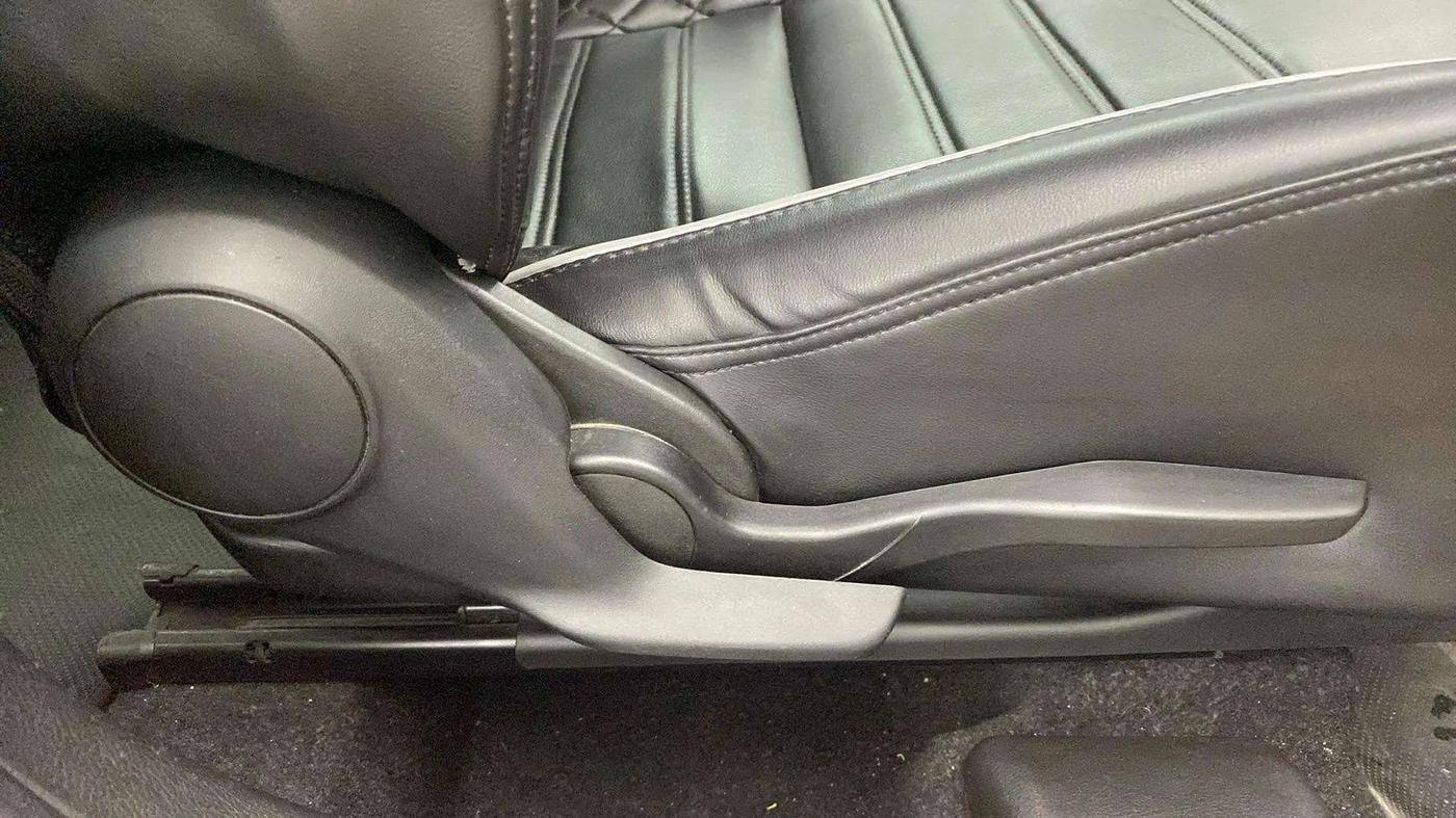 2018 Maruti Baleno ZETA PETROL 1.2, Petrol, Manual, 62,295 km, Driver Side Adjustment Panel