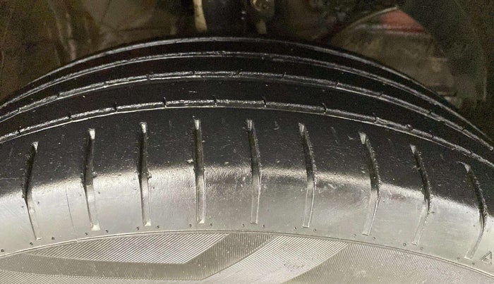 2022 Toyota Glanza E, Petrol, Manual, 47,475 km, Right Front Tyre Tread