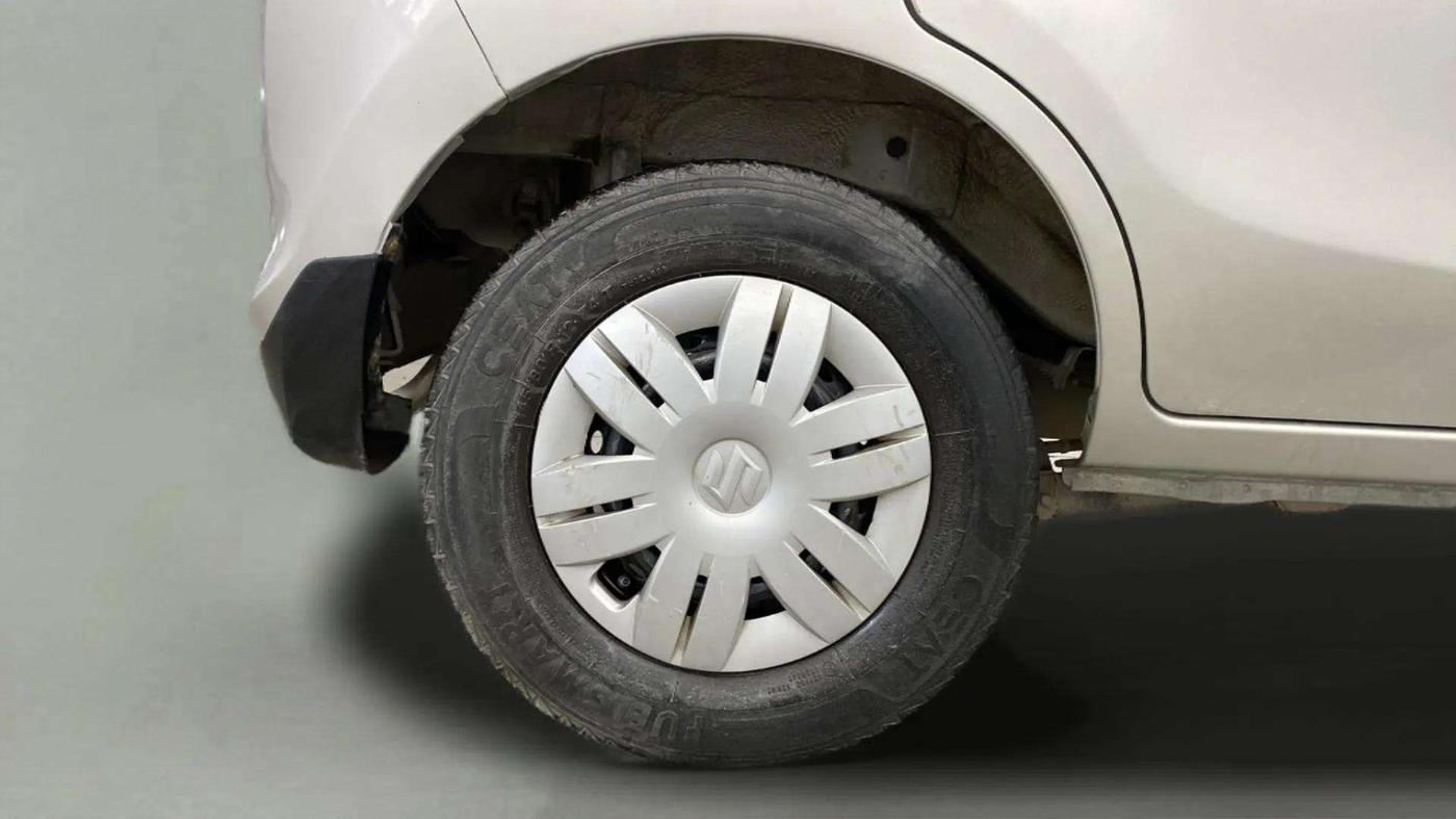 2022 Maruti Alto LXI OPT CNG, CNG, Manual, 39,737 km, Right Rear Wheel