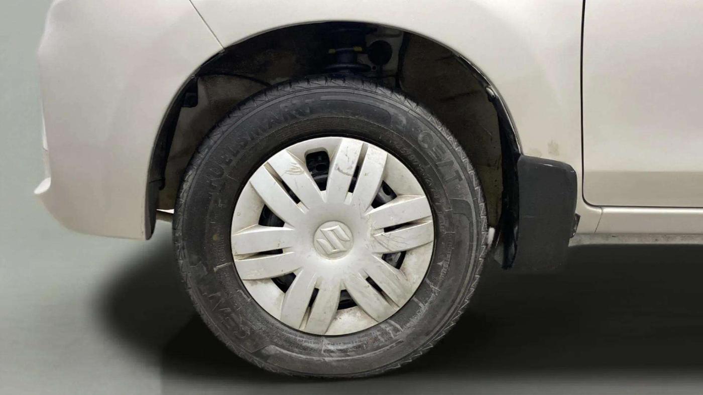 2022 Maruti Alto LXI OPT CNG, CNG, Manual, 39,737 km, Left Front Wheel