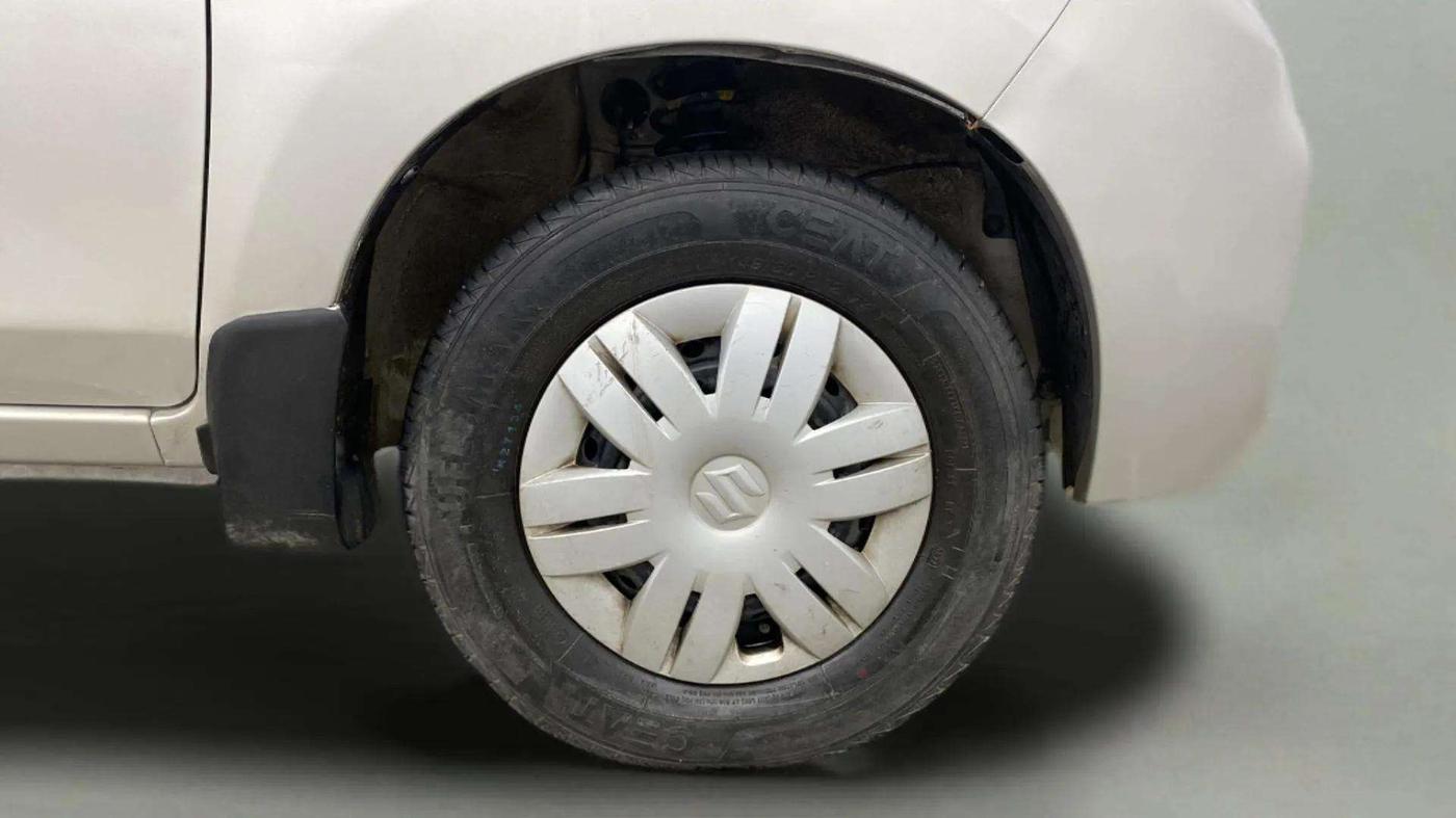 2022 Maruti Alto LXI OPT CNG, CNG, Manual, 39,737 km, Right Front Wheel