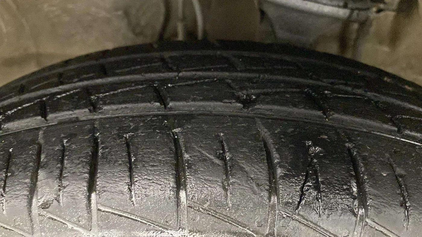 2022 Maruti Alto LXI OPT CNG, CNG, Manual, 39,737 km, Left Front Tyre Tread