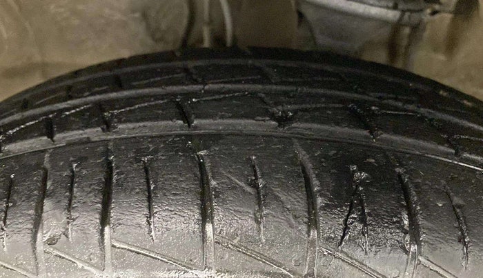2022 Maruti Alto LXI OPT CNG, CNG, Manual, 39,477 km, Left Front Tyre Tread