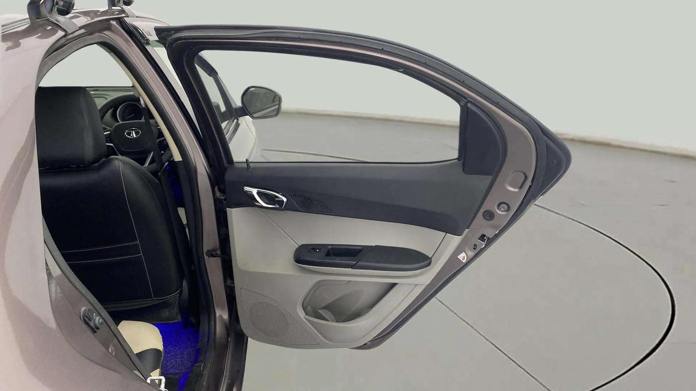 2018 Tata Tiago XZ PETROL, Petrol, Manual, 45,056 km, RHS Rear Door