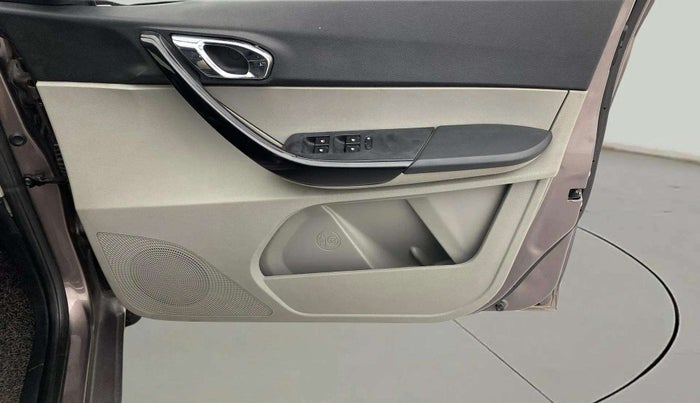 2018 Tata Tiago XZ PETROL, Petrol, Manual, 45,009 km, Driver Side Door Panels Control