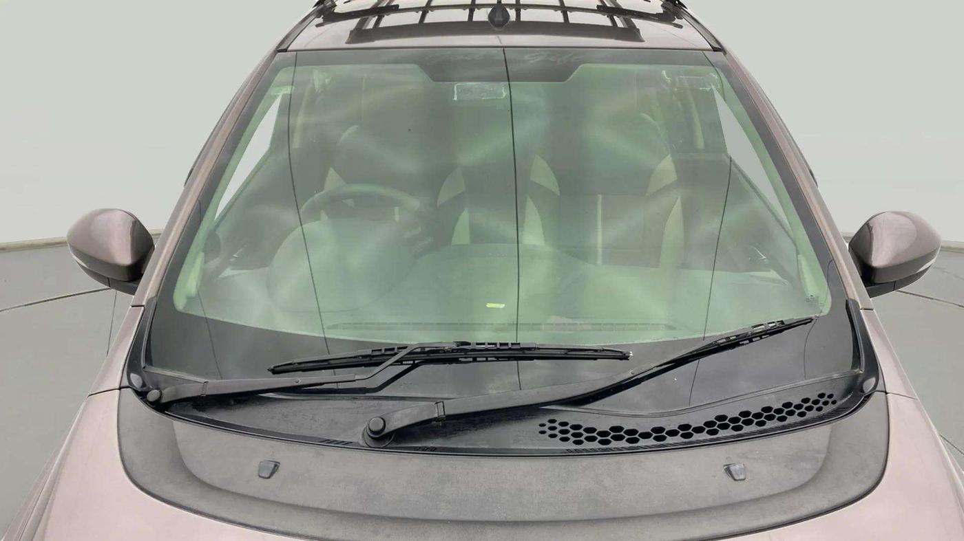 2018 Tata Tiago XZ PETROL, Petrol, Manual, 45,056 km, Front Windshield