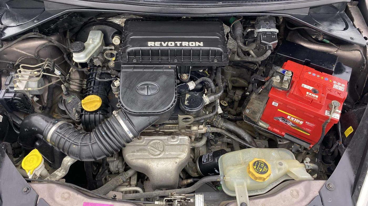 2018 Tata Tiago XZ PETROL, Petrol, Manual, 45,056 km, Engine View