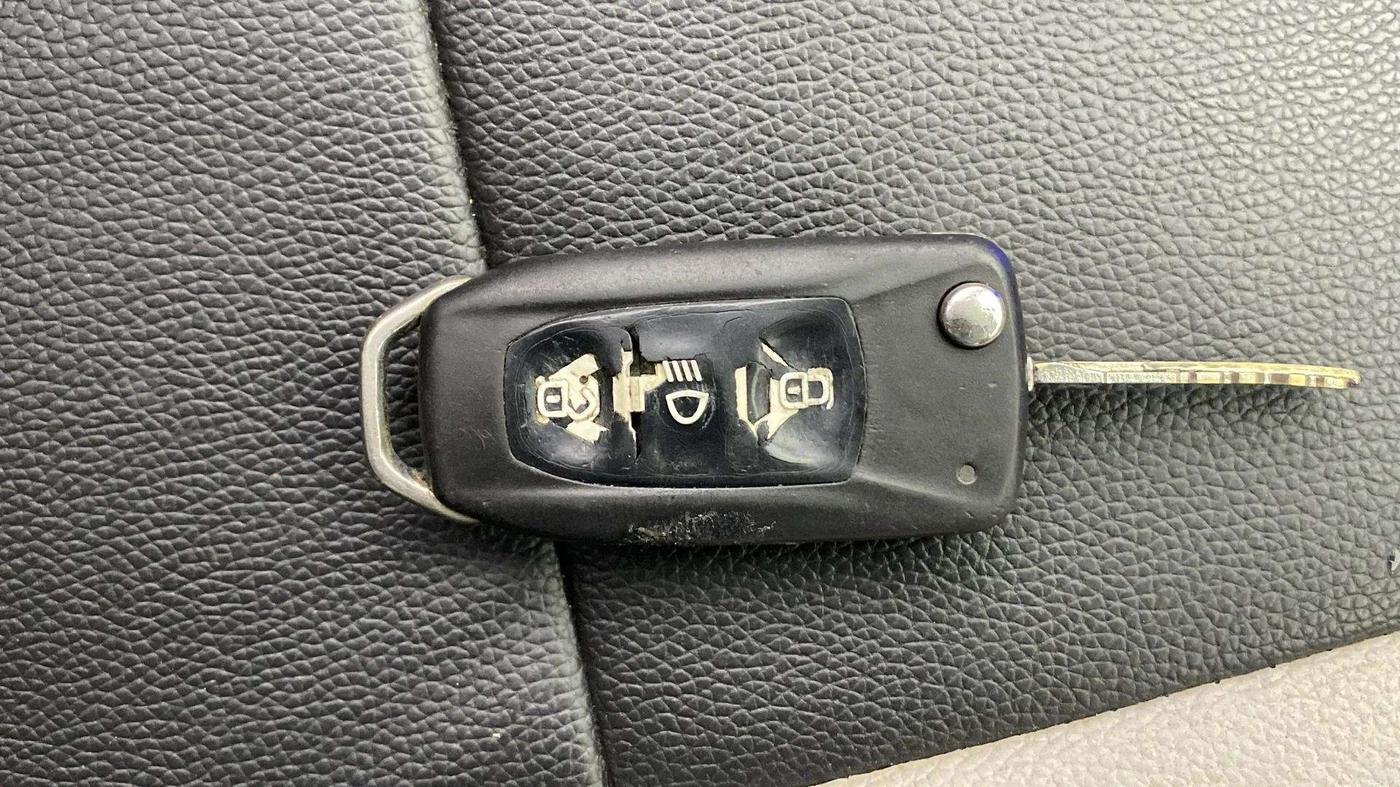 2018 Tata Tiago XZ PETROL, Petrol, Manual, 45,056 km, Key Close Up