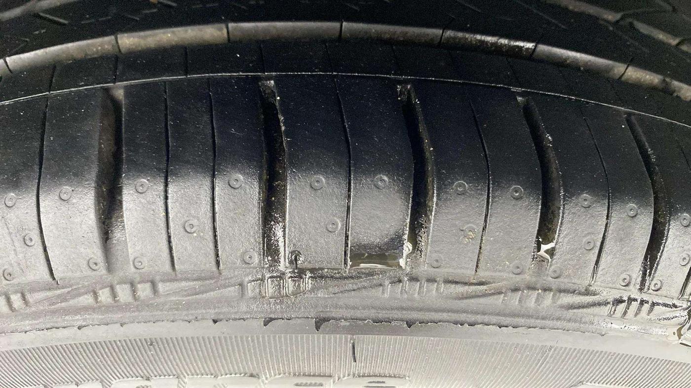 2018 Tata Tiago XZ PETROL, Petrol, Manual, 45,056 km, Right Rear Tyre Tread