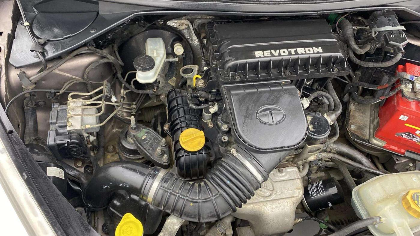 2018 Tata Tiago XZ PETROL, Petrol, Manual, 45,056 km, Engine View - Right