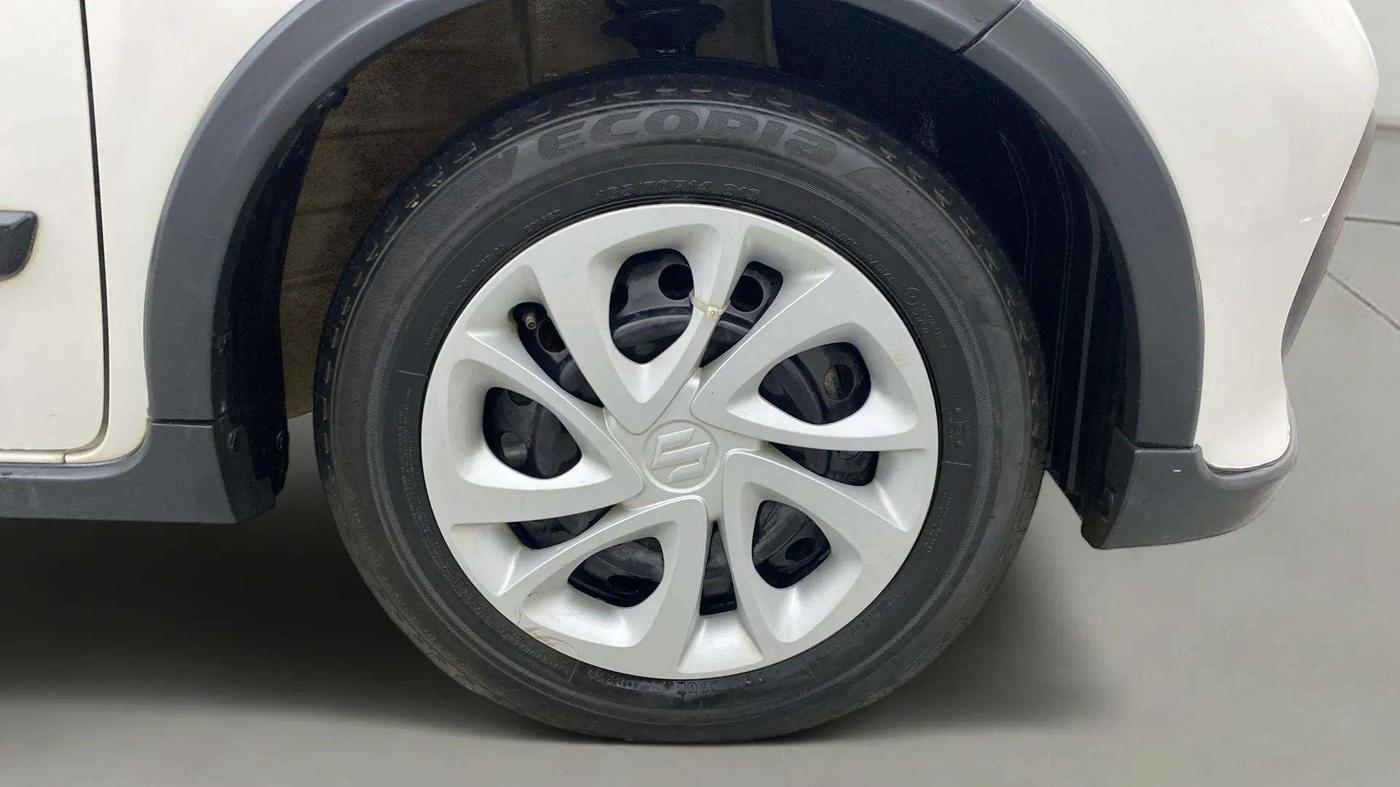 2022 Maruti Celerio ZXI, Petrol, Manual, 41,026 km, Right Front Wheel
