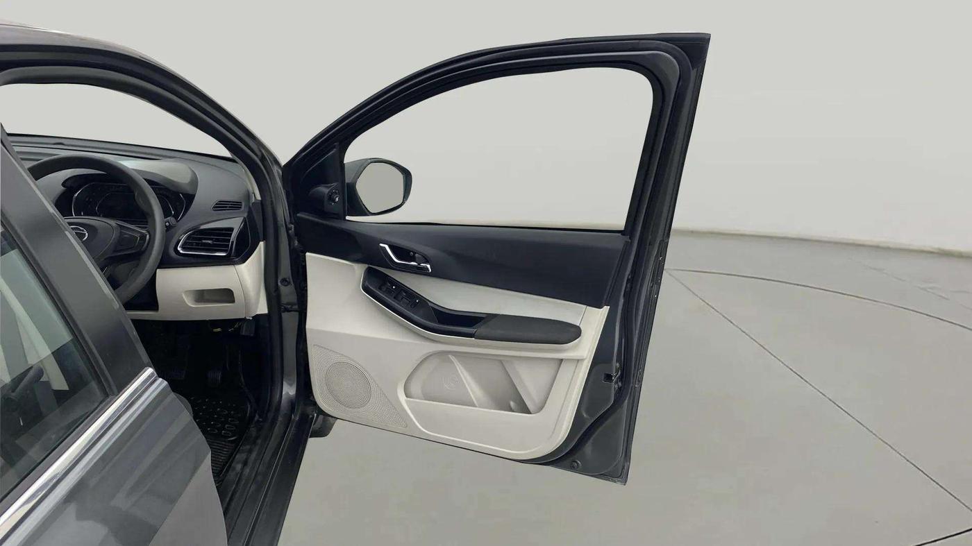 2023 Tata TIGOR XZA PLUS PETROL, Petrol, Automatic, 3,588 km, RHS Front Door