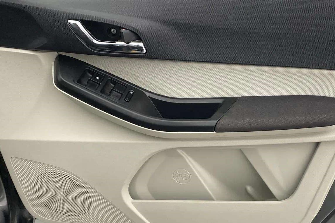 2023 Tata TIGOR XZA PLUS PETROL, Petrol, Automatic, 3,588 km, Driver Side Door Panels Control
