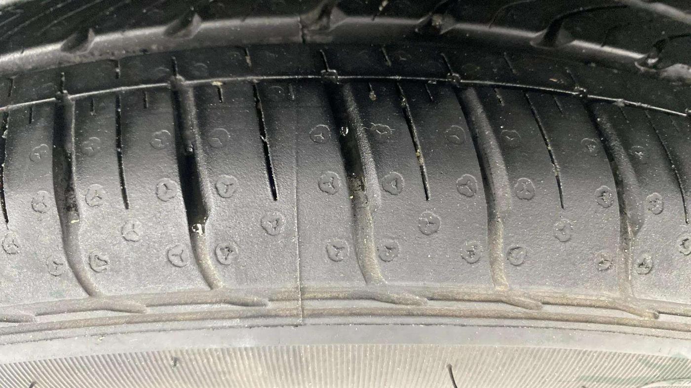 2023 Tata TIGOR XZA PLUS PETROL, Petrol, Automatic, 3,588 km, Right Rear Tyre Tread