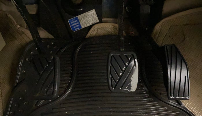 2018 Maruti Dzire VXI, Petrol, Manual, 69,250 km, Pedals