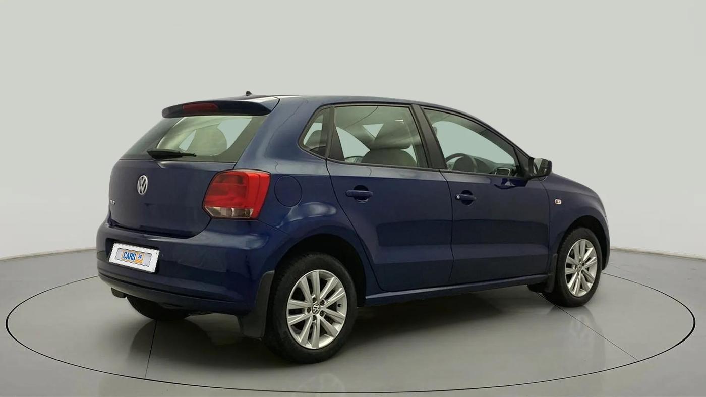 2014 Volkswagen Polo HIGHLINE1.2L, Petrol, Manual, 83,610 km, Right Back Diagonal