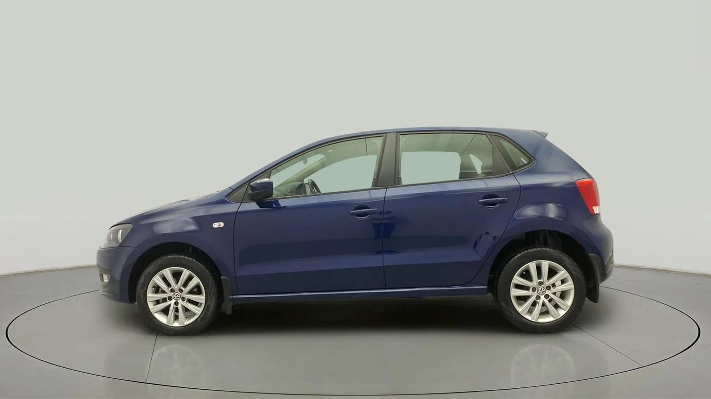 2014 Volkswagen Polo HIGHLINE1.2L, Petrol, Manual, 83,610 km, Left Side