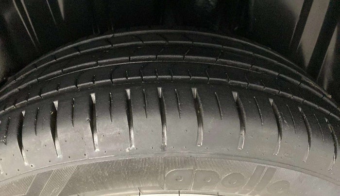 2023 Maruti Baleno ALPHA 1.2 AGS, Petrol, Automatic, 15,316 km, Left Rear Tyre Tread
