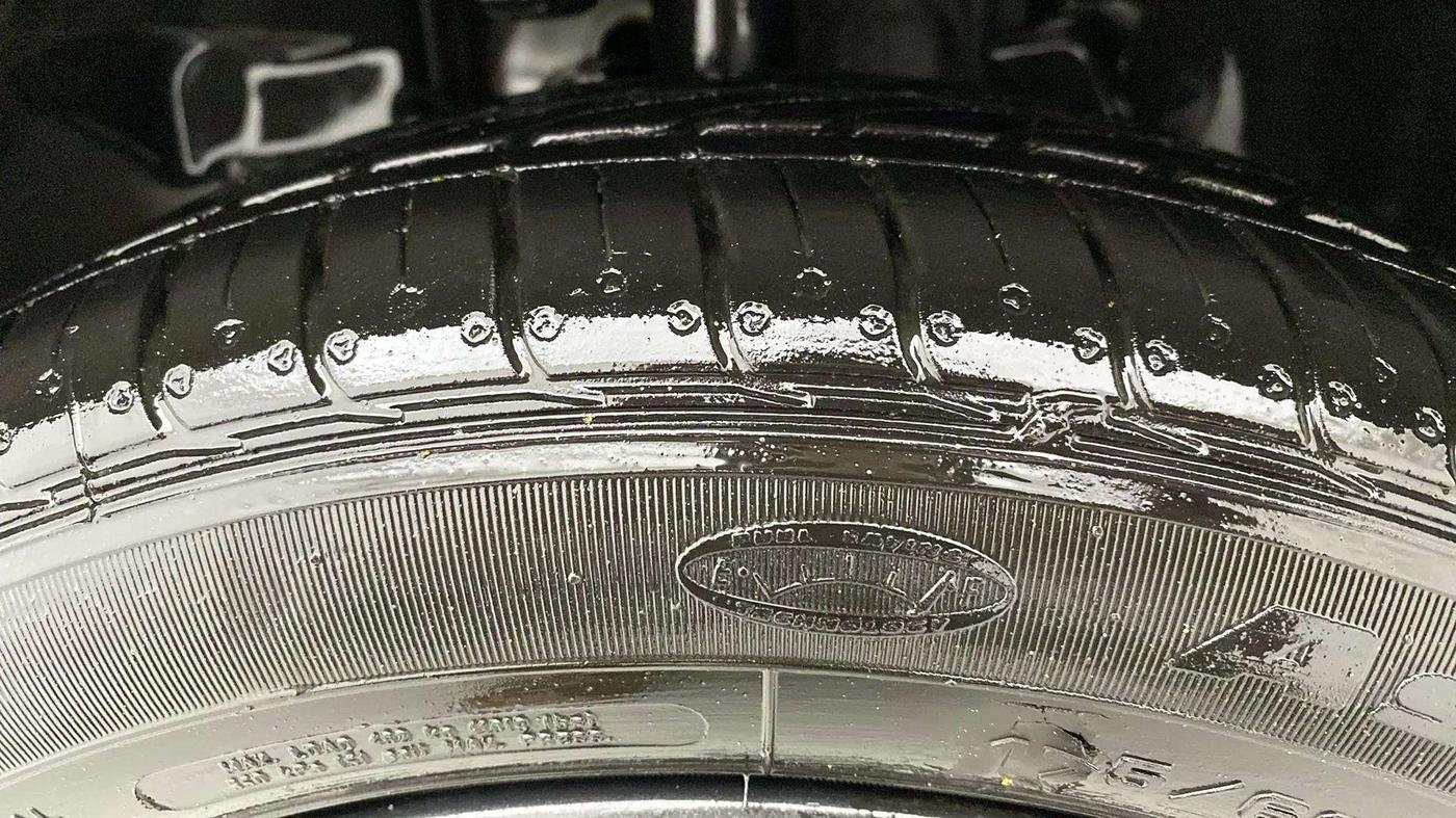 2023 Tata Tiago XZA PLUS PETROL, Petrol, Automatic, 17,163 km, Left Front Tyre Tread