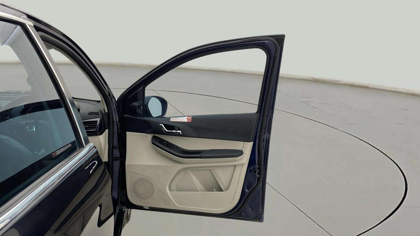 2023 Tata Tiago XZA PLUS PETROL, Petrol, Automatic, 17,163 km, RHS Front Door