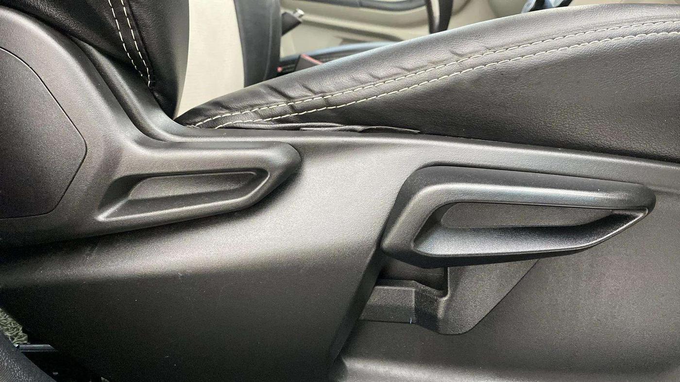 2023 Tata Tiago XZA PLUS PETROL, Petrol, Automatic, 17,163 km, Driver Side Adjustment Panel