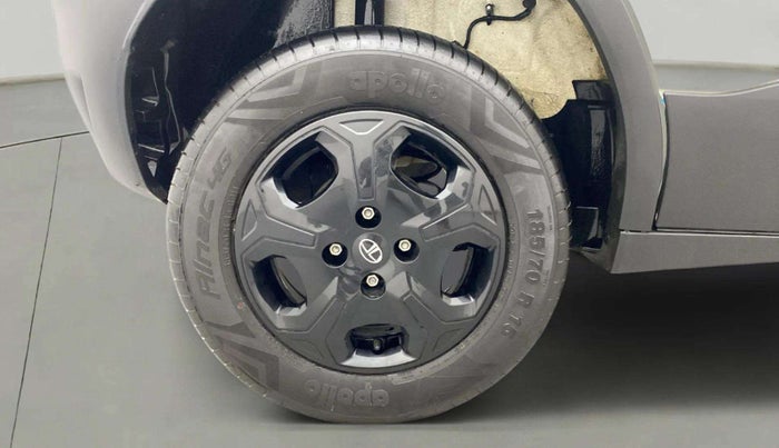 2024 Tata PUNCH ACCOMPLISHED MT, Petrol, Manual, 3,828 km, Right Rear Wheel