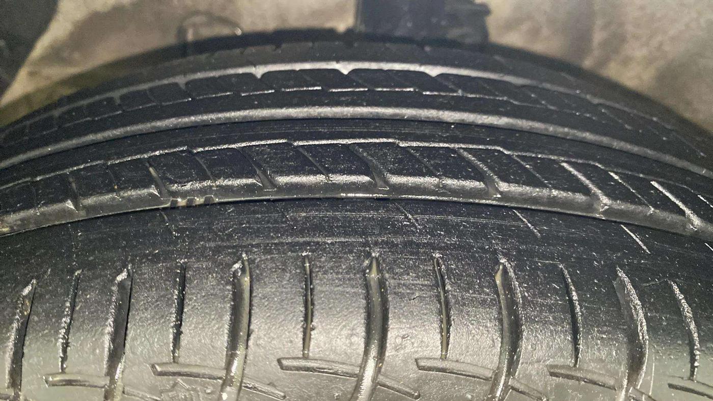2015 Hyundai Xcent S 1.2, Petrol, Manual, 54,655 km, Left Front Tyre Tread