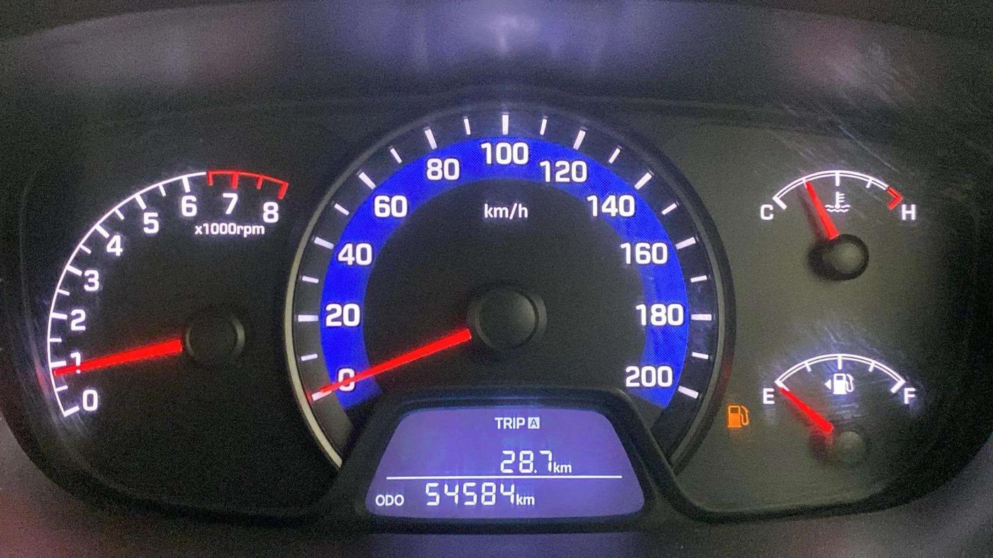 2015 Hyundai Xcent S 1.2, Petrol, Manual, 54,655 km, Odometer Image