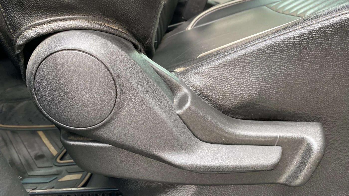 2022 Maruti IGNIS ZETA 1.2, Petrol, Manual, 21,717 km, Driver Side Adjustment Panel