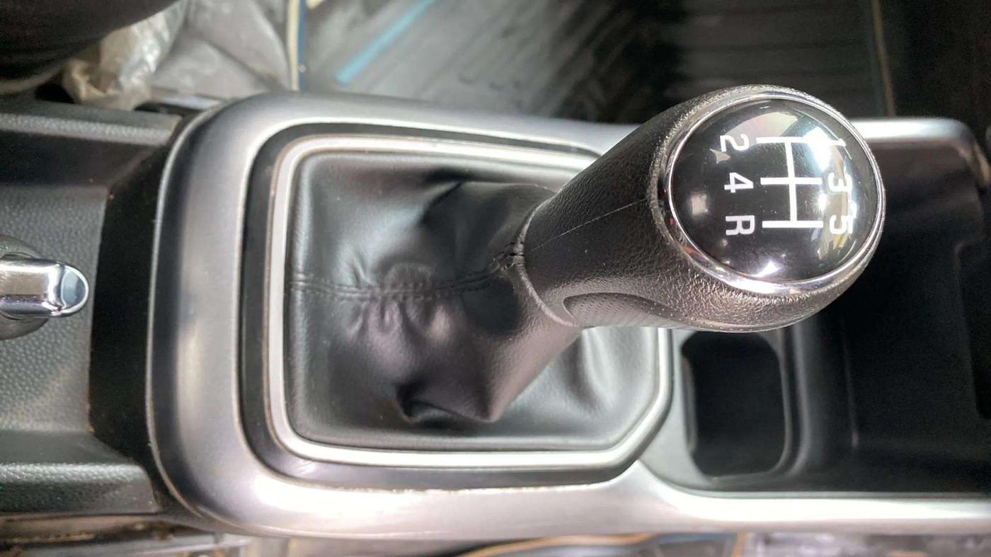 2022 Maruti IGNIS ZETA 1.2, Petrol, Manual, 21,717 km, Gear Lever