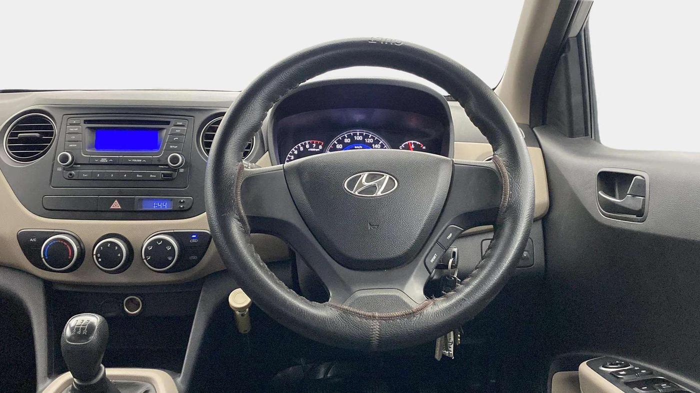 2015 Hyundai Grand i10 MAGNA 1.2 KAPPA VTVT, Petrol, Manual, 20,559 km, Steering Wheel Close Up
