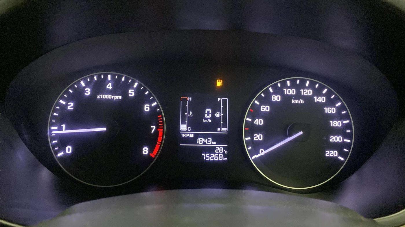 2016 Hyundai Elite i20 SPORTZ 1.2, Petrol, Manual, 75,261 km, Odometer Image