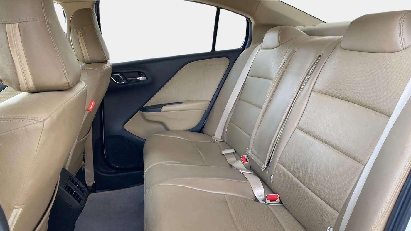 2019 Honda City 1.5L I-VTE V CVT, Petrol, Automatic, 67,836 km, Right Side Rear Door Cabin