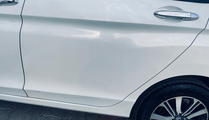 2019 Honda City 1.5L I-VTE V CVT, Petrol, Automatic, 67,836 km, Rear left door - Minor scratches