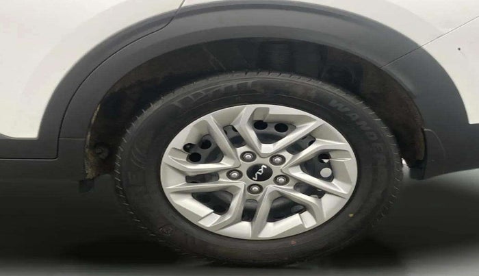 2024 KIA CARENS  PRESTIGE 1.5 TURBO PETROL IMT 7 STR , Petrol, Manual, 19,514 km, Left Rear Wheel
