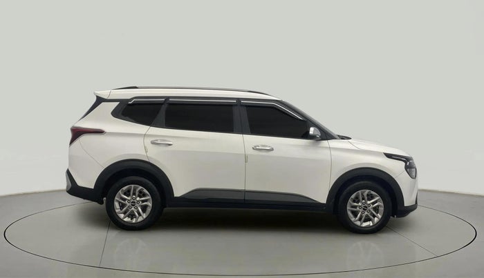 2024 KIA CARENS  PRESTIGE 1.5 TURBO PETROL IMT 7 STR , Petrol, Manual, 19,514 km, Right Side View
