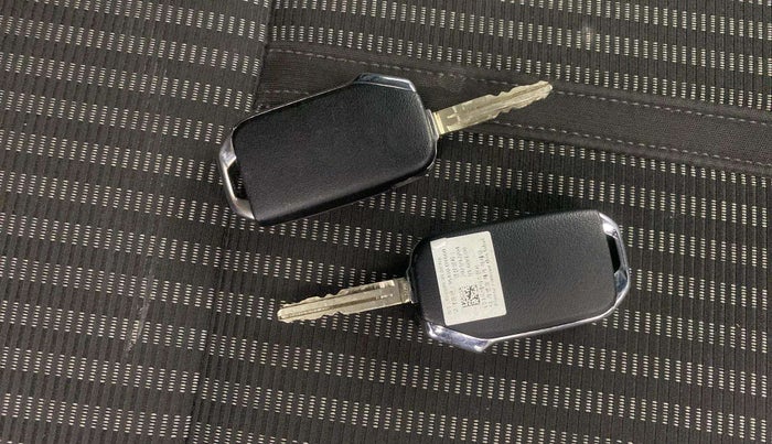 2024 KIA CARENS  PRESTIGE 1.5 TURBO PETROL IMT 7 STR , Petrol, Manual, 19,514 km, Key Close Up