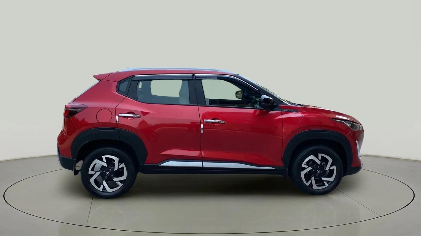 2022 Nissan MAGNITE XV MT, Petrol, Manual, 4,856 km, Right Side View