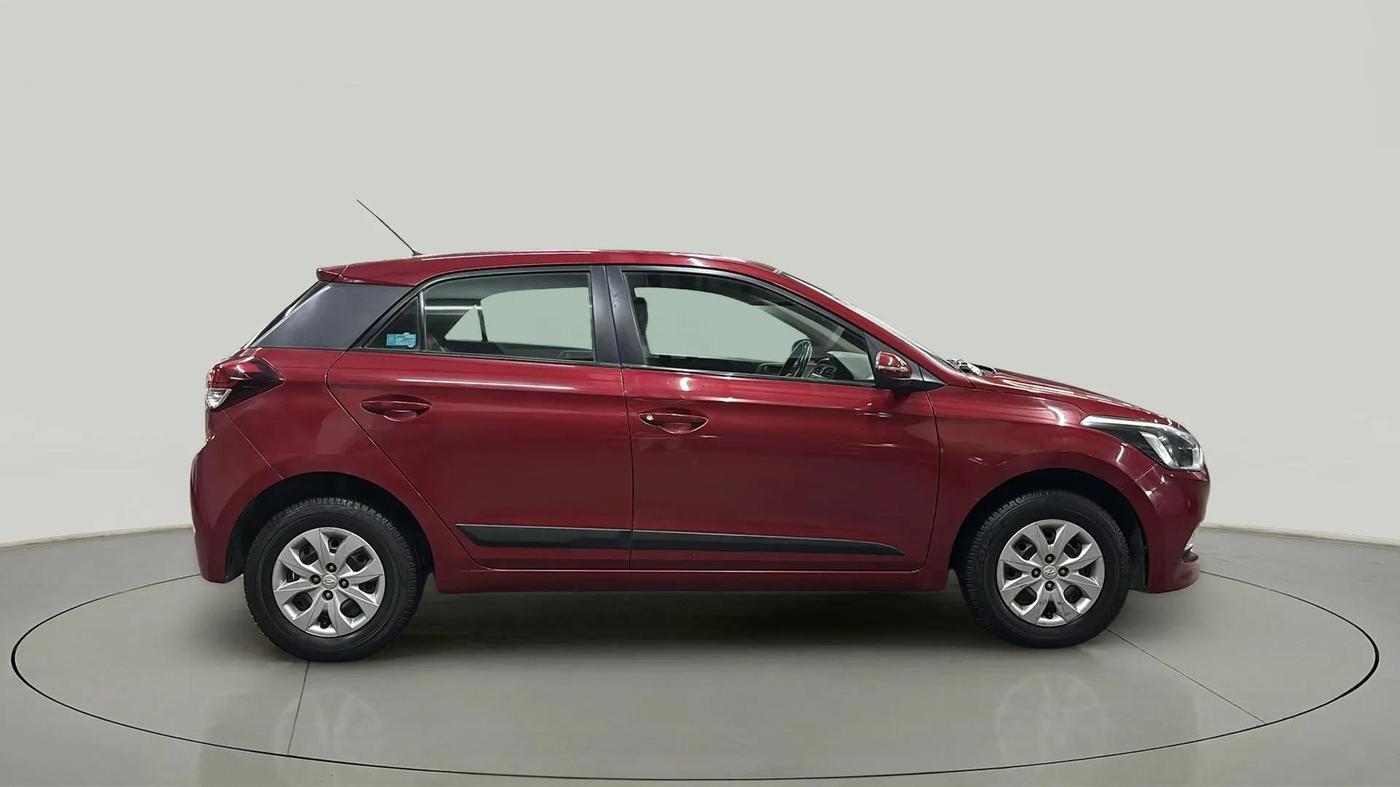 2014 Hyundai Elite i20 SPORTZ 1.2, Petrol, Manual, 32,748 km, Right Side View