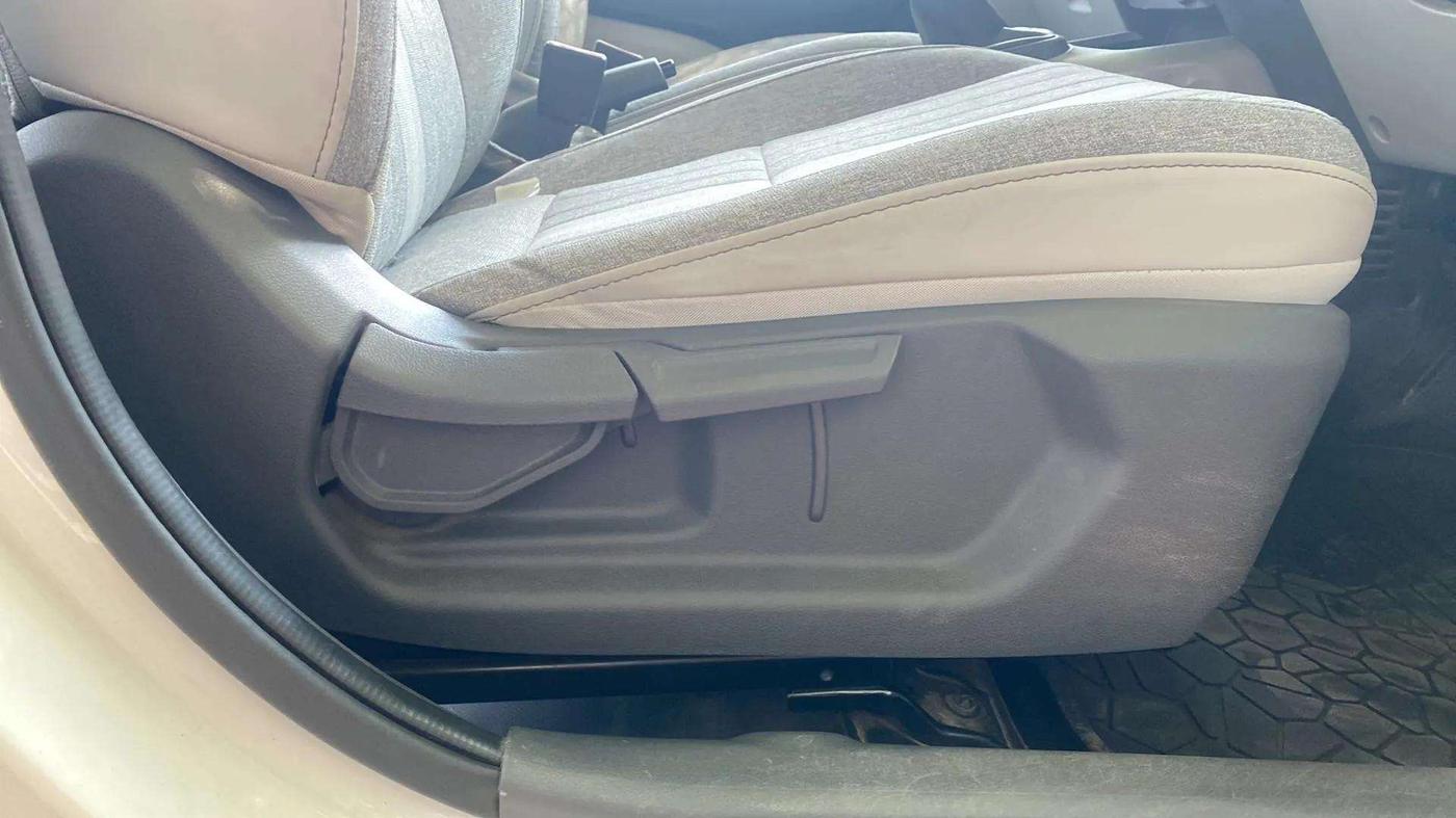 2022 Hyundai GRAND I10 NIOS SPORTZ 1.2 KAPPA VTVT, Petrol, Manual, 24,752 km, Driver Side Adjustment Panel