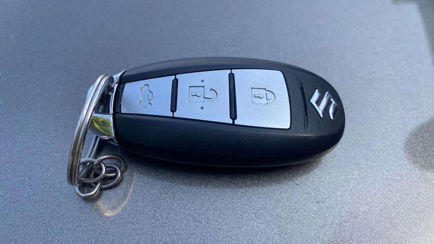 2019 Maruti Ciaz ALPHA 1.5 SHVS PETROL, Petrol, Manual, 54,620 km, Key Close Up