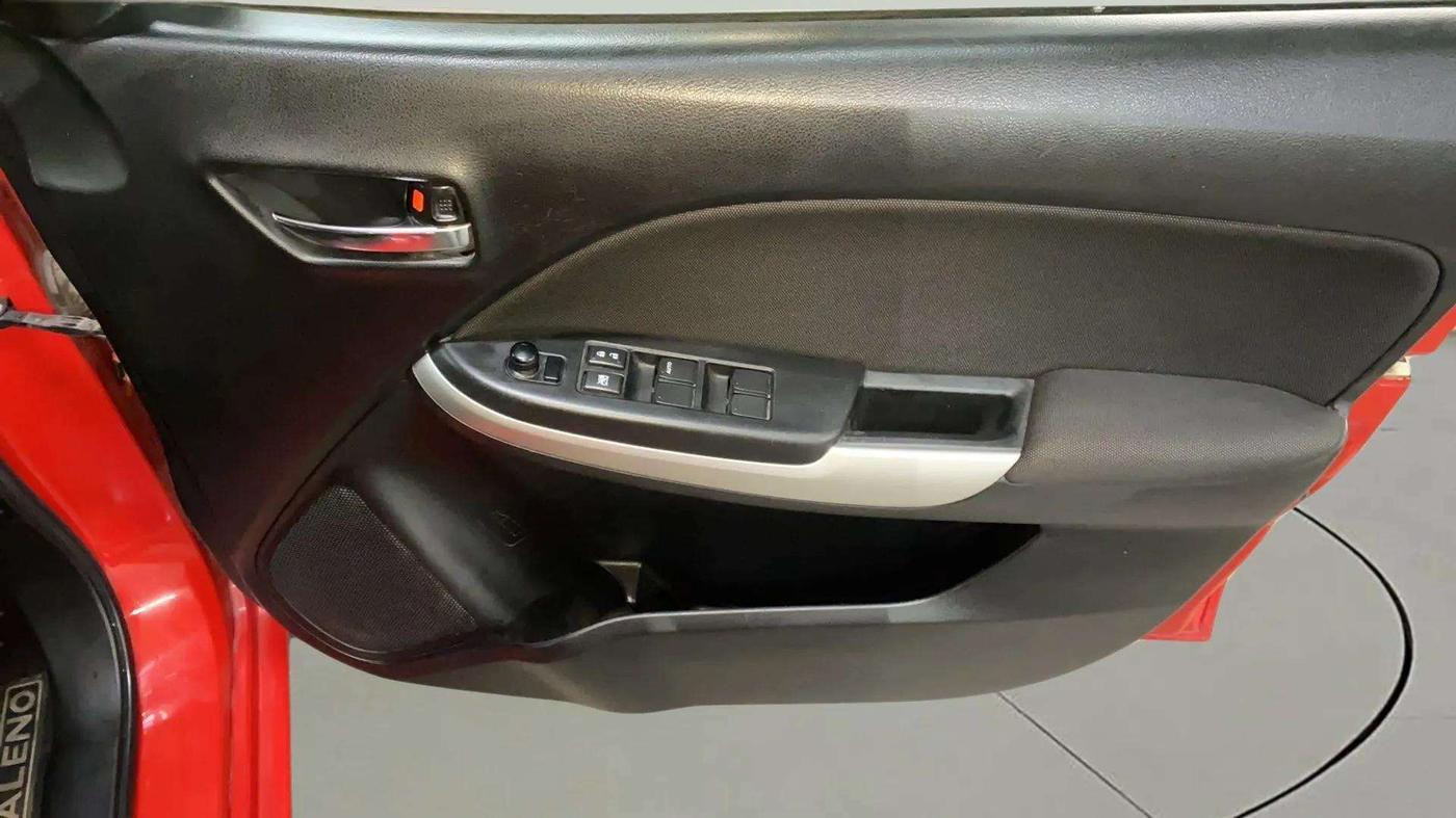 2017 Maruti Baleno DELTA PETROL 1.2, Petrol, Manual, 51,456 km, Driver Side Door Panels Control