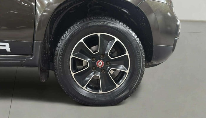 2018 Renault Duster RXS CVT, Petrol, Automatic, 43,797 km, Right Front Wheel